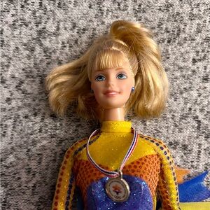 Mattel 2002 Salt Lake City Olympic Star Skater Barbie Blonde Incomplete